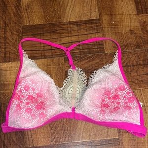Victoria’s Secret front close bralette 💕